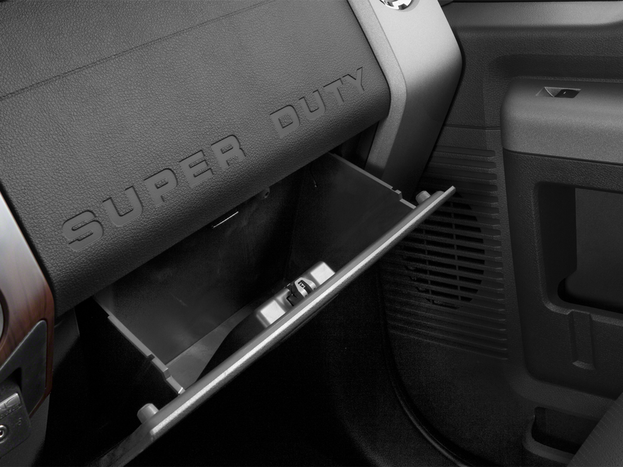 2016 Ford Super Duty F-250 SRW Lariat