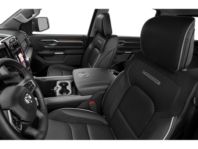 2020 RAM 1500 Laramie Crew Cab 4x4 5'7" Box