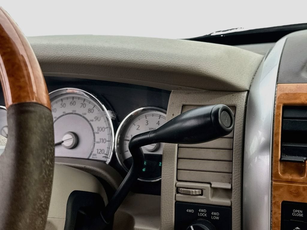 2008 Chrysler Aspen Limited