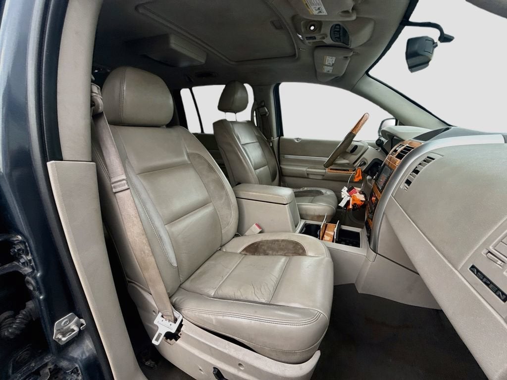 2008 Chrysler Aspen Limited