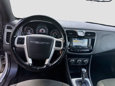2011 Chrysler 200 Touring