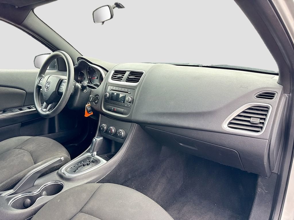 2012 Dodge Avenger SE