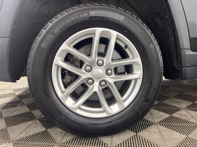2023 Jeep Grand Cherokee L Laredo 4x4