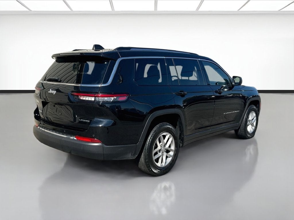 2023 Jeep Grand Cherokee L Laredo 4x4