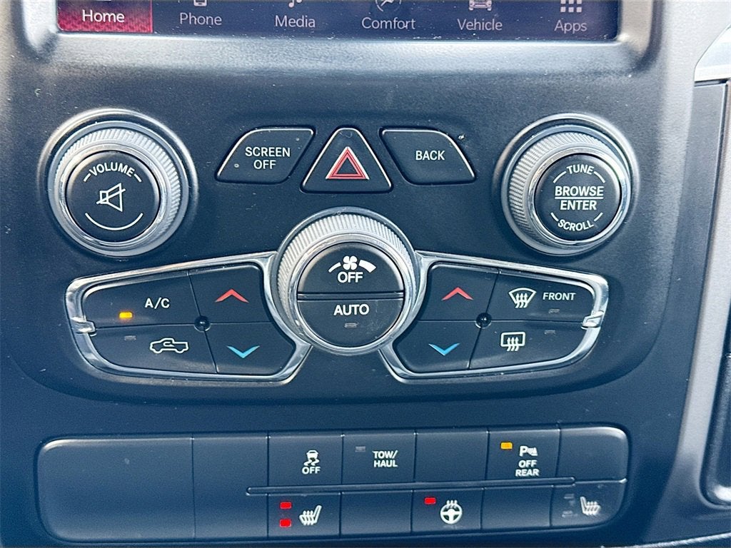 2022 RAM 1500 Classic SLT