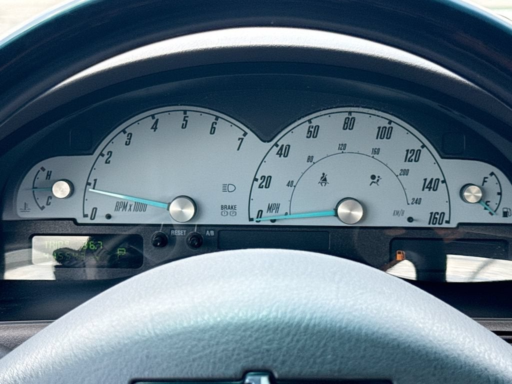 2002 Ford Thunderbird w/Hardtop Premium