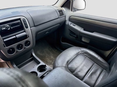 2003 Ford Explorer XLT