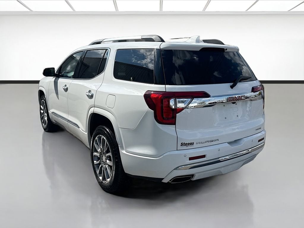 2023 GMC Acadia Denali