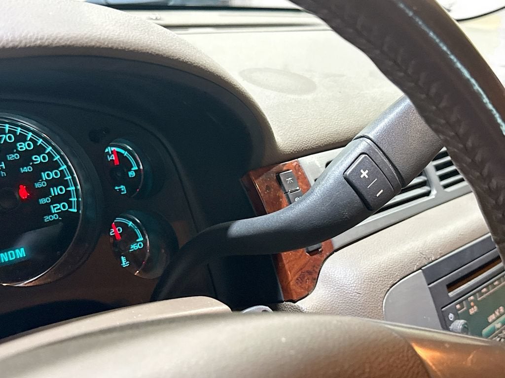 2011 GMC Yukon XL SLT