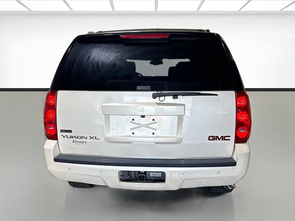 2011 GMC Yukon XL SLT