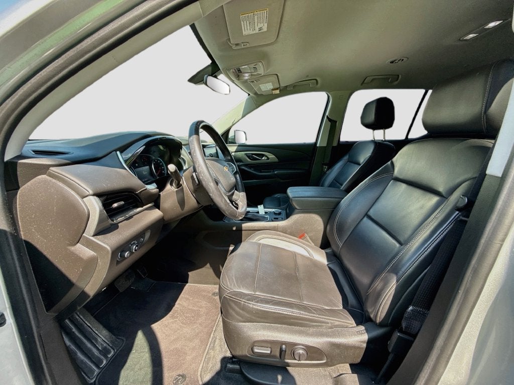 2021 Chevrolet Traverse LT Leather