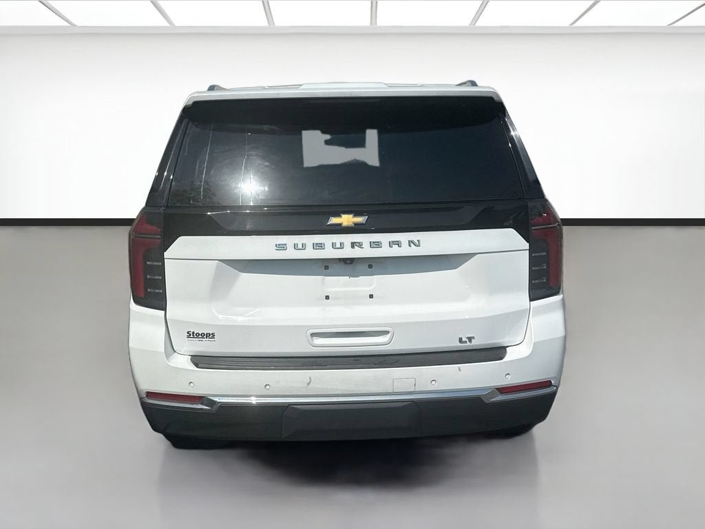 2025 Chevrolet Suburban LT