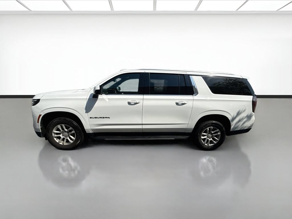2025 Chevrolet Suburban LT