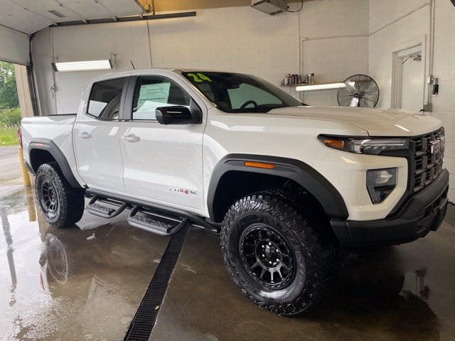 2024 GMC Canyon AT4X