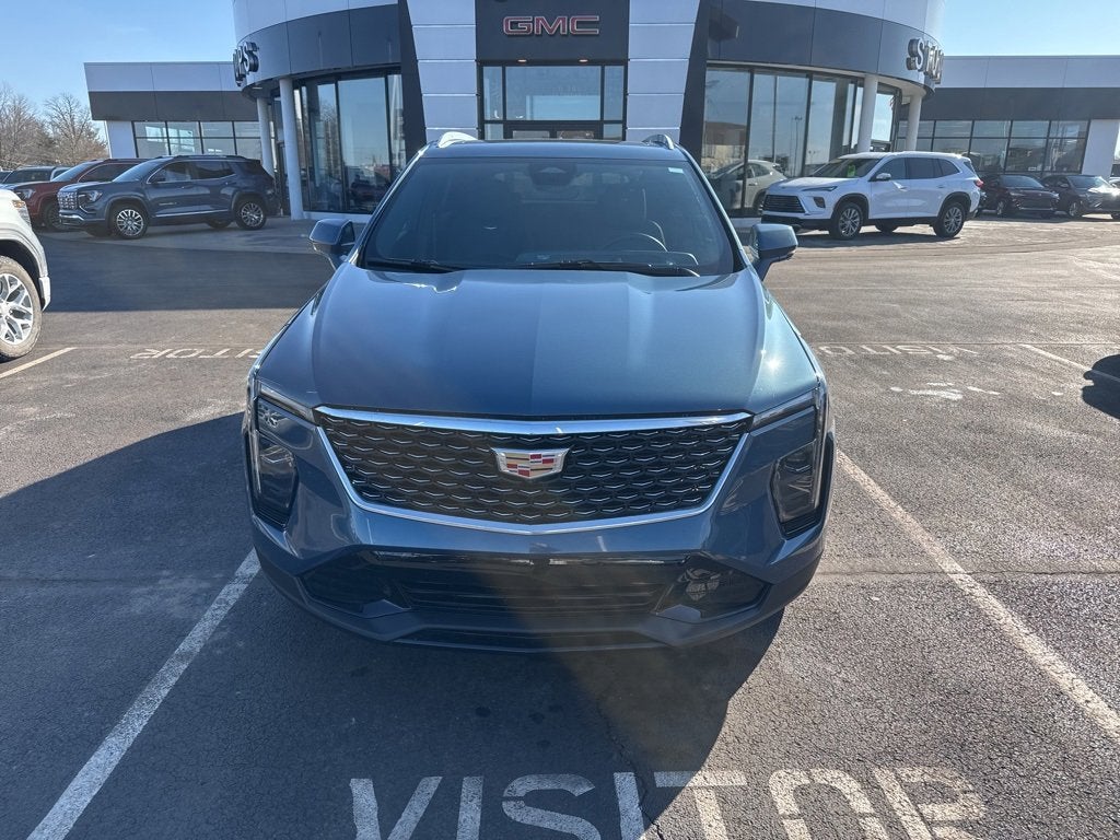2025 Cadillac XT4 Premium Luxury