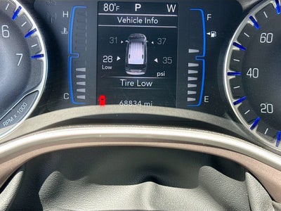 2024 Chrysler Voyager LX
