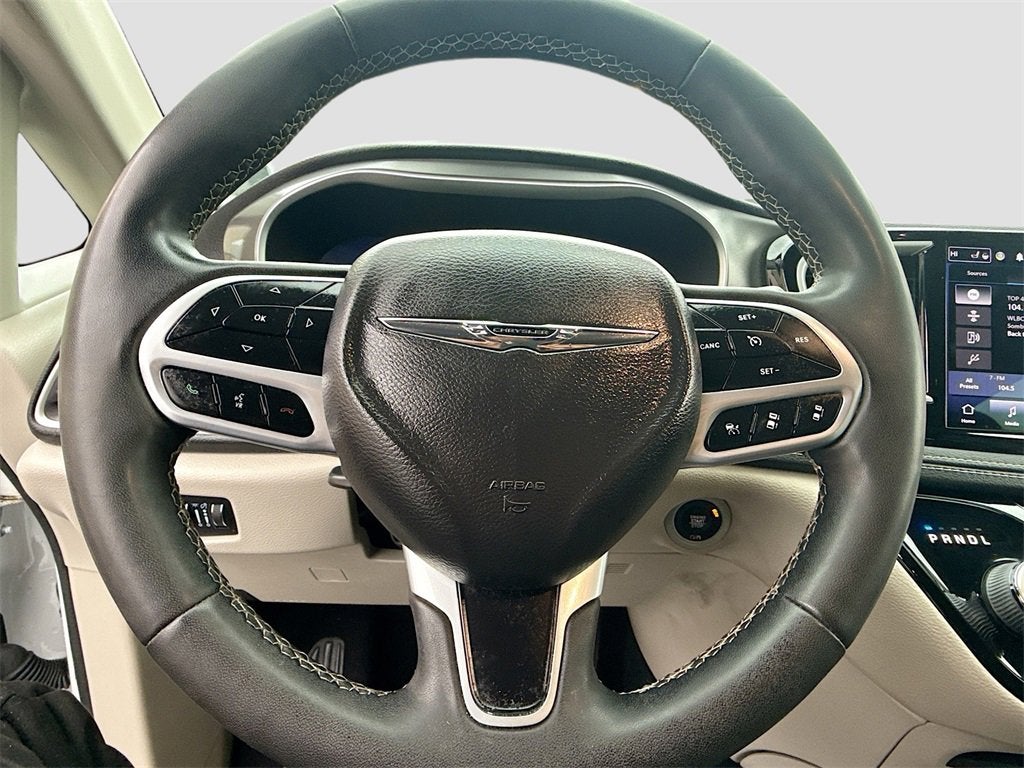 2022 Chrysler Pacifica Hybrid Touring L