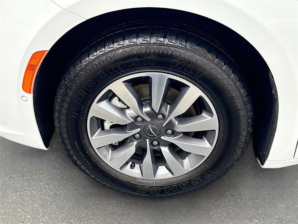 2022 Chrysler Pacifica Hybrid Touring L