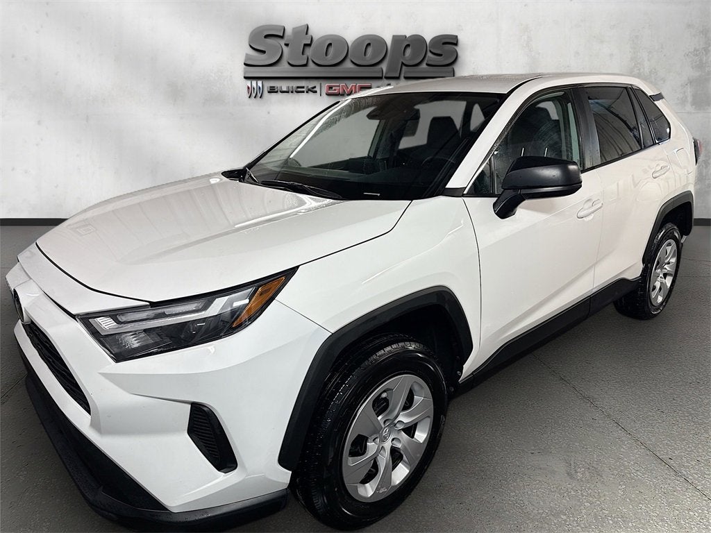 2024 Toyota RAV4 LE