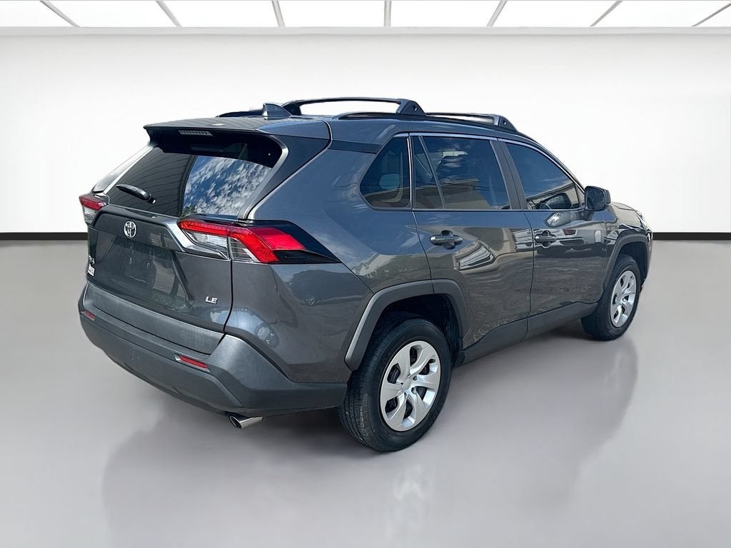 2021 Toyota RAV4 LE