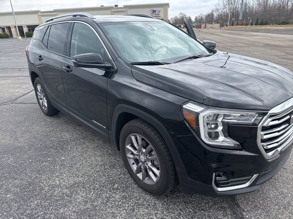 2023 GMC Terrain SLT