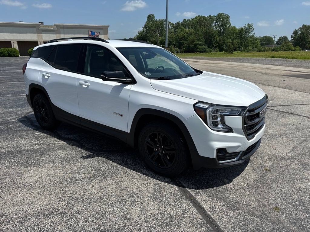 2023 GMC Terrain AT4