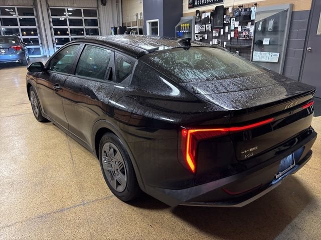 2025 Kia K4 LX