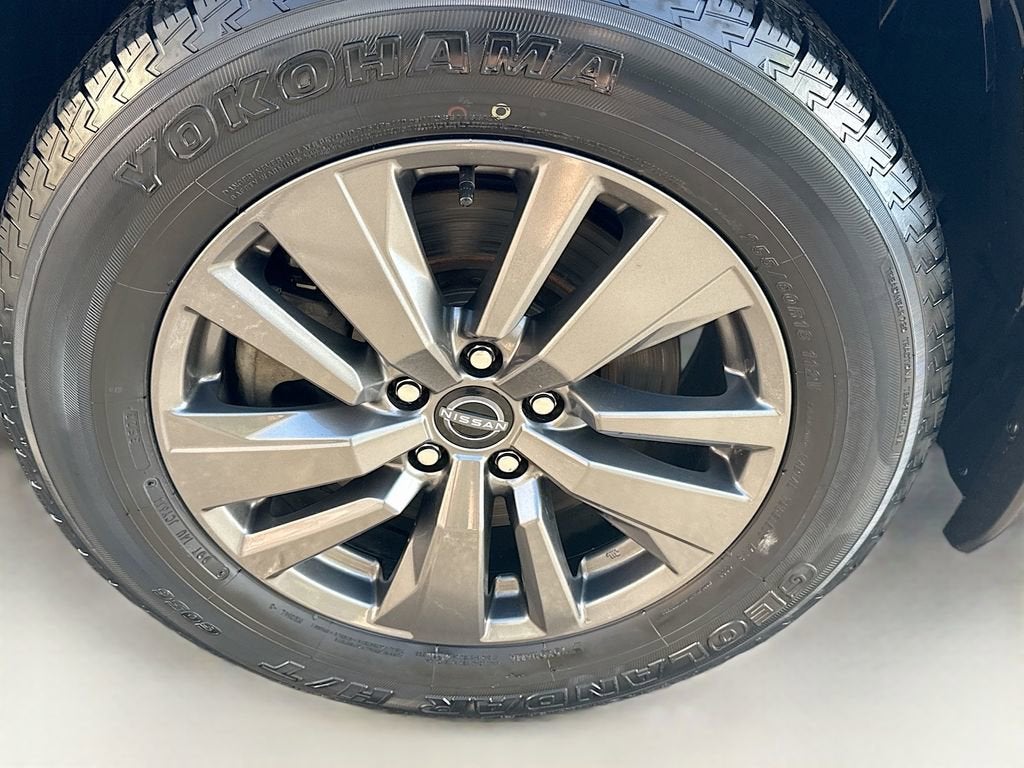 2022 Nissan Pathfinder SV 4WD