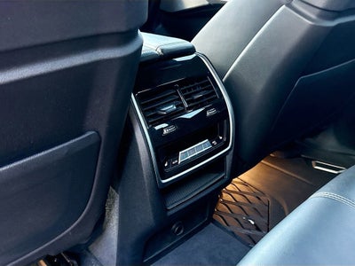 2023 BMW X5 M50i
