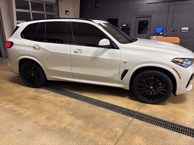 2023 BMW X5 M50i