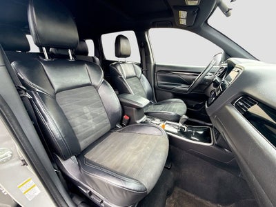 2019 Mitsubishi Outlander LE