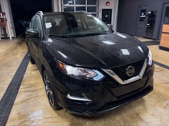 2022 Nissan Rogue Sport SL