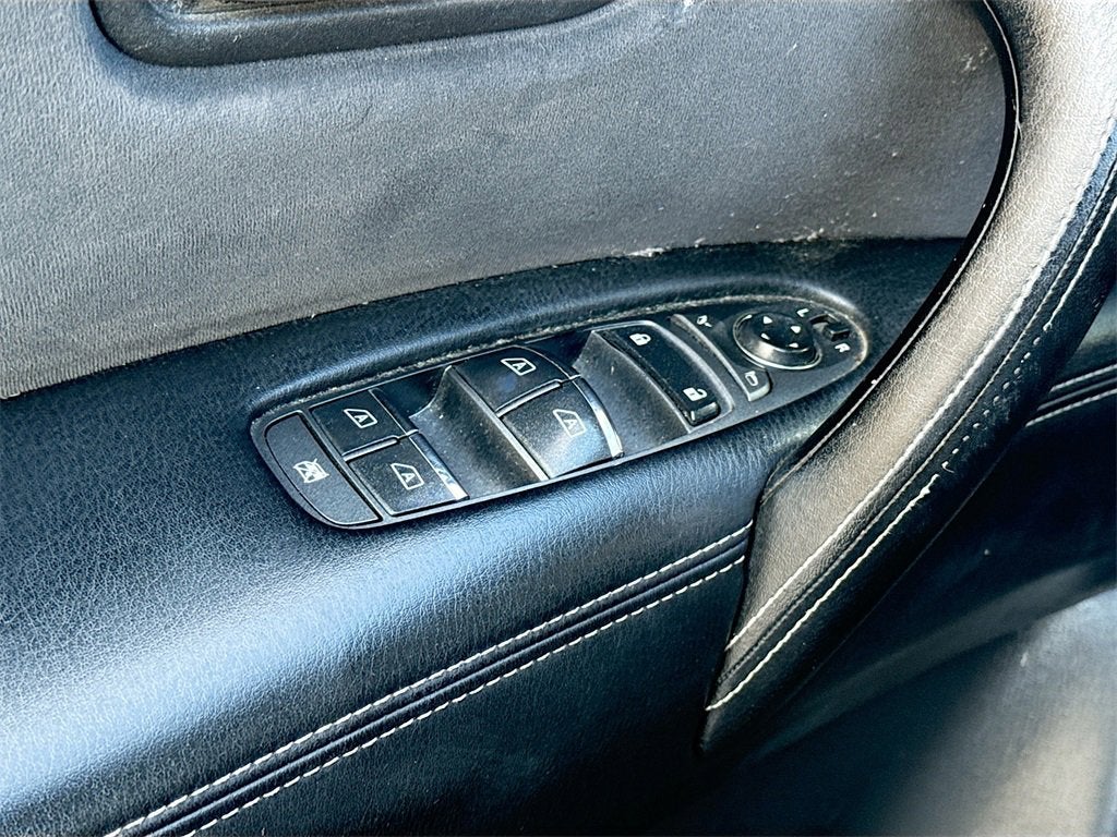 2020 Nissan Armada SV