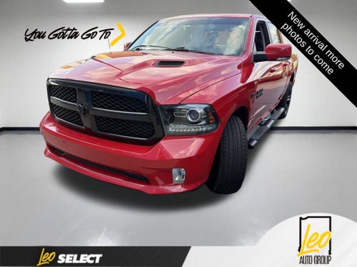 2017 RAM 1500 Night Crew Cab 4x4 5'7" Box