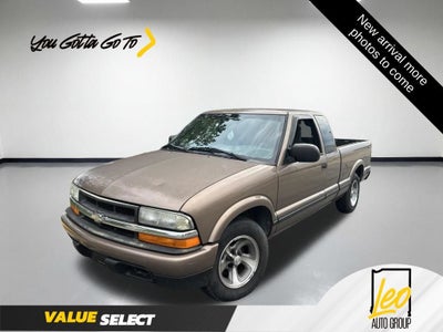 2002 Chevrolet S10 LS