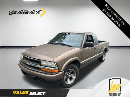 2002 Chevrolet S10 LS