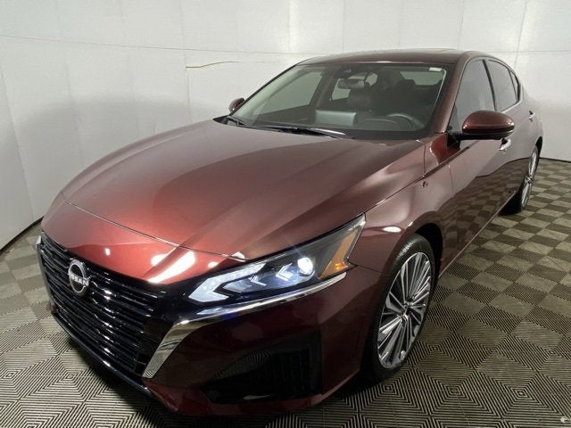 2025 Nissan Altima SL AWD