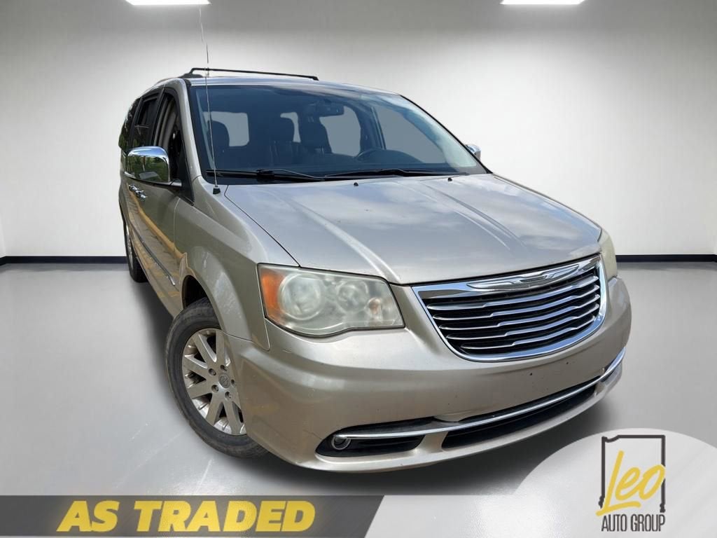 2012 Chrysler Town & Country Touring-L