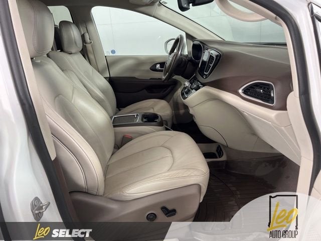 2020 Chrysler Pacifica Touring L Plus