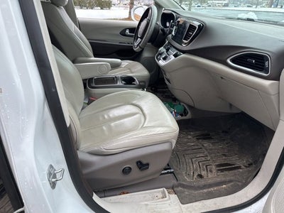 2020 Chrysler Pacifica Touring L Plus