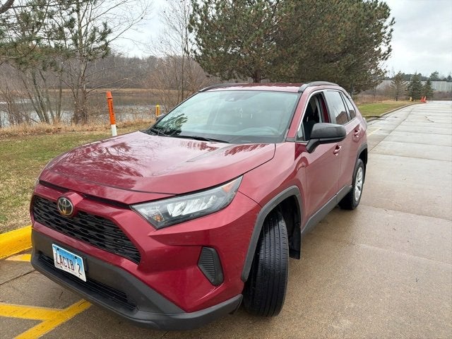 2020 Toyota RAV4 LE