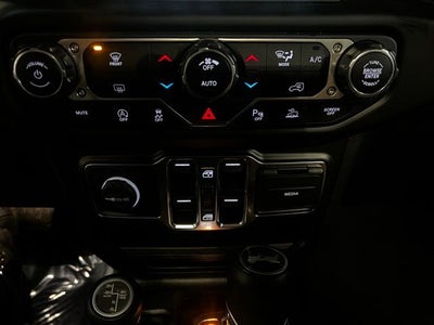 2022 Jeep Wrangler Unlimited Sahara 4x4