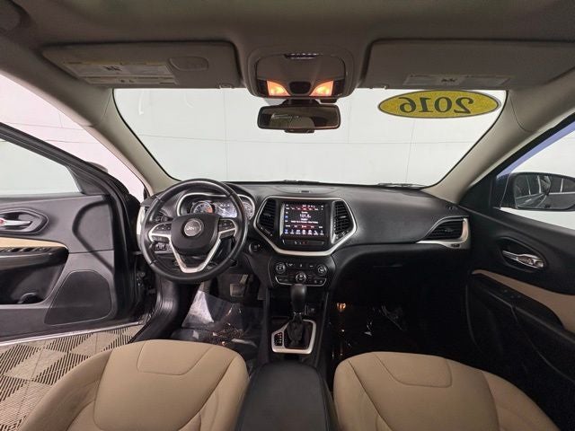 2016 Jeep Cherokee Latitude