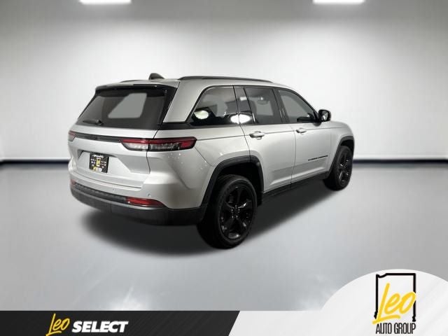 2023 Jeep Grand Cherokee Altitude 4x2