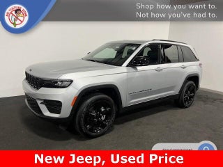 2023 Jeep Grand Cherokee Altitude 4x2