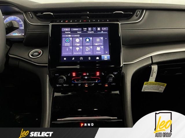 2023 Jeep Grand Cherokee Altitude 4x2