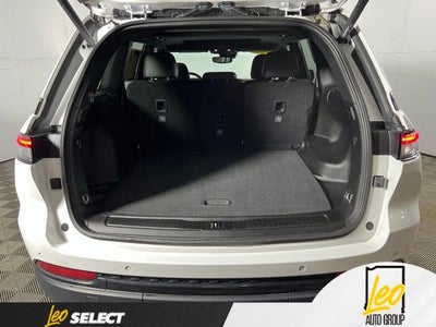2023 Jeep Grand Cherokee Altitude 4x2