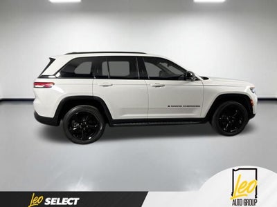 2023 Jeep Grand Cherokee Altitude 4x2