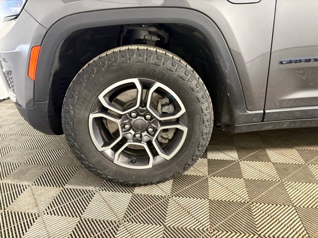 2022 Jeep Grand Cherokee 4xe Trailhawk 4x4