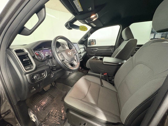 2022 RAM 1500 Big Horn Crew Cab 4x4 5'7' Box